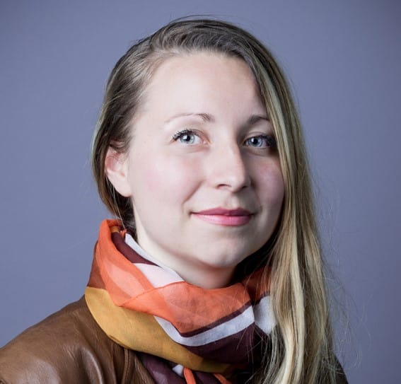 Photo de Camille Schneuwly, responsable climat et biodiversité